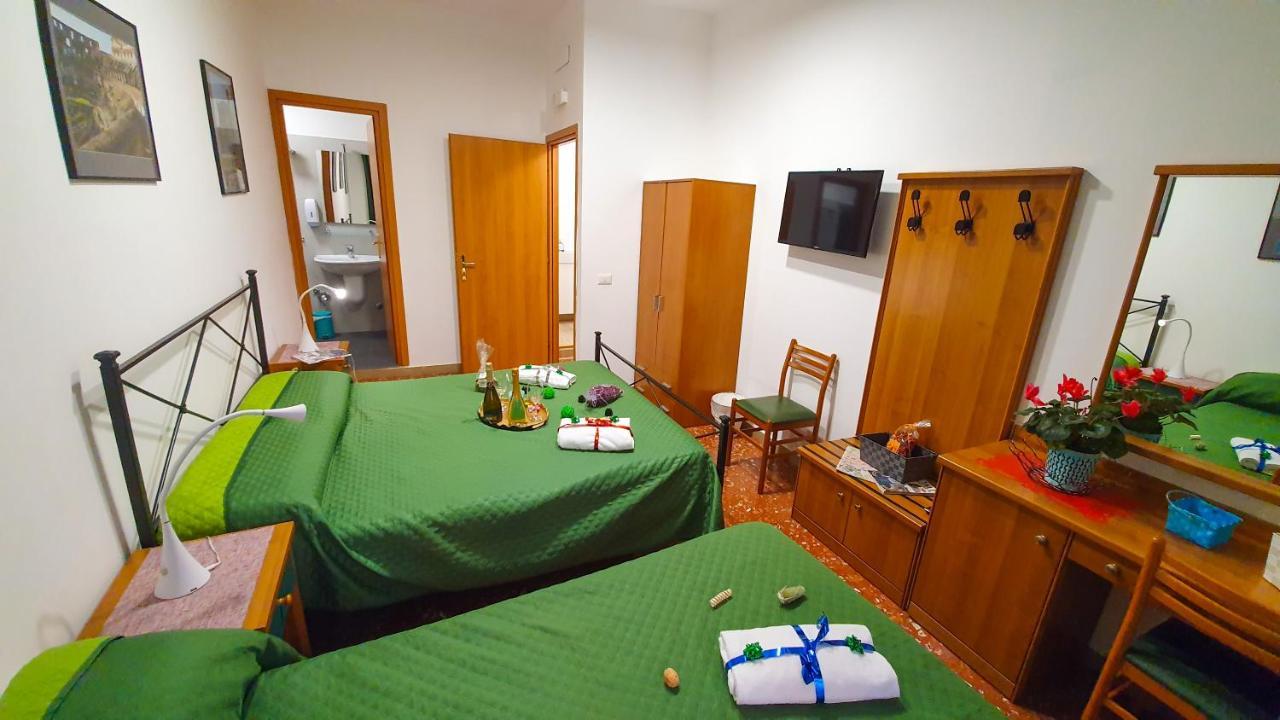 A Casa Simpatia - A Richiesta Parcheggio Gratuito ! Hotel Rom Eksteriør billede