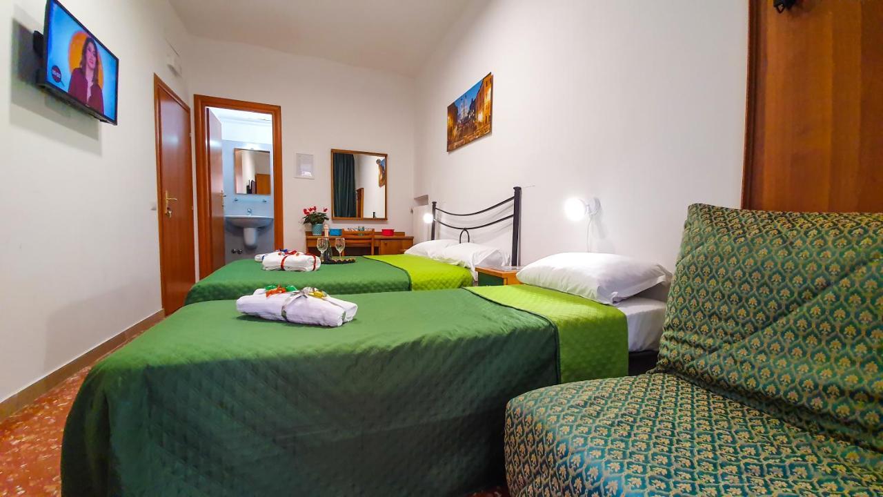 A Casa Simpatia - A Richiesta Parcheggio Gratuito ! Hotel Rom Eksteriør billede